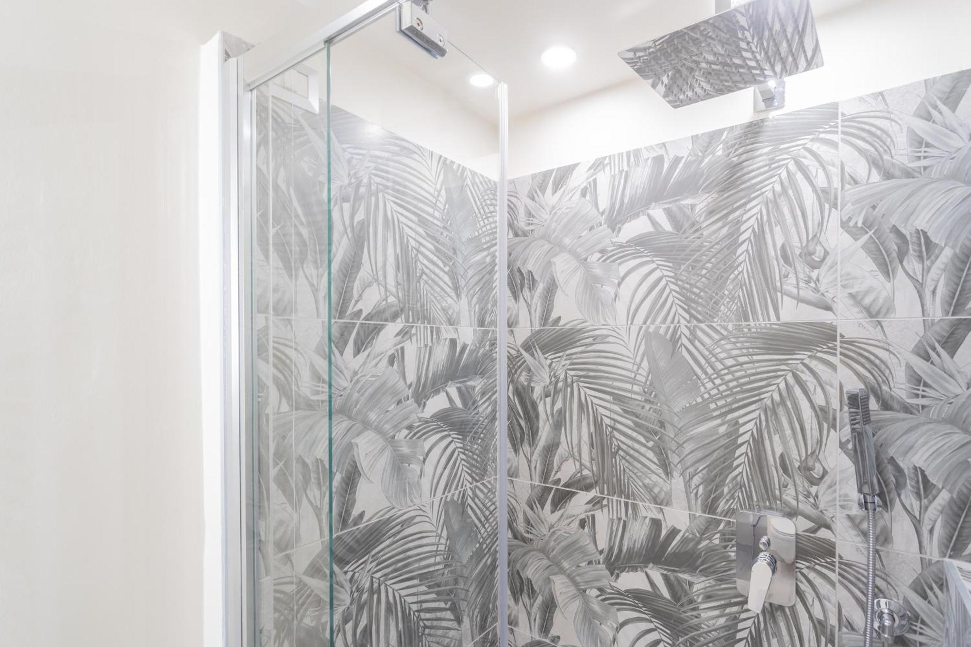 Cernobbio Dream Suites By Rent All Como ภายนอก รูปภาพ